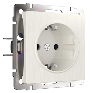 Изображение Розетка с заземлением и шторками (перламутровый рифленый) W1171113