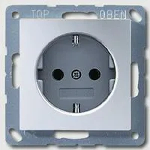 Изображение Розетка с заземлением 16А 250В A 500 алюминий A1520AL Jung